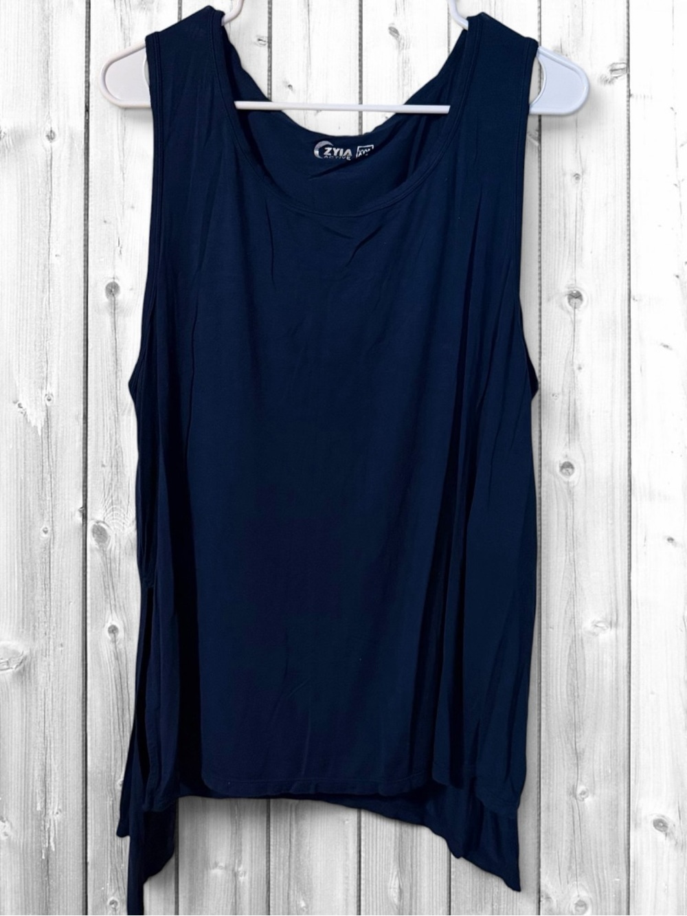 🌼ZYIA Navy Sleeveless Hi-Lo Tank Top